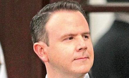 El  hombre más cercano a Peña