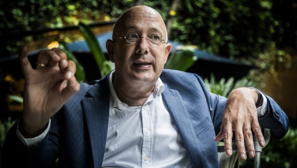 En 2020, Rob Riemen (Países Bajos, 1962) respondió a estudiantes de Filosofía de la UNAM que han leído su obra; la correspondencia fue añadida a su nuevo libro que publica Taurus. /Germán Espinosa EL UNIVERSAL