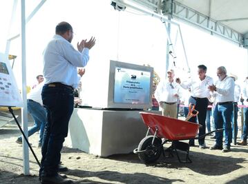 Américo Villarreal coloca primera piedra de planta potabilizadora en Tamaulipas; mejorará el abasto de agua a Ciudad Victoria