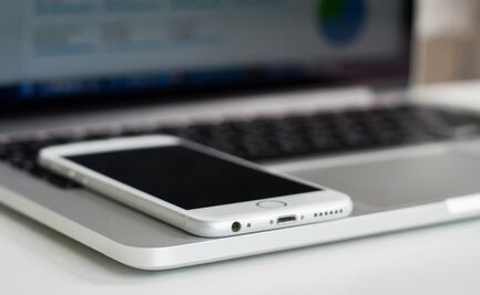 Usar una PC y un móvil al mismo tiempo afecta a tu cerebro