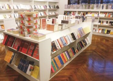 Gran Remate de libros en el Fondo de Cultura