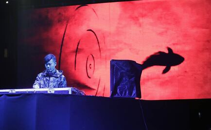 Los beats de DJ Huang Weiwei envuelven el Cervantino