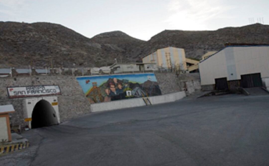 Peñoles said it had reached the decision after nine months of trying to clear enough water from the mine to reopen it. (Photo: Taken from www.naica.com.mx) 
