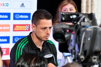 Javier Hernández no siente que tenga un lugar seguro
