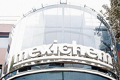 Multan a consejeros de Mexichem