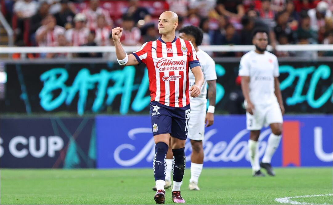 Chicharito Hernández volvió a anotar con Chivas ocho meses después - Foto: Imago7