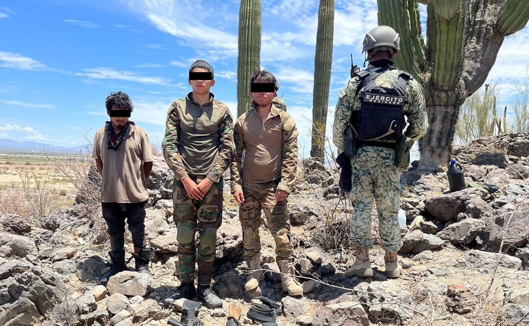 Detienen a 9 presuntos criminales en la zona de guerra del desierto de Sonora. Foto: Mesa Estatal de Seguridad