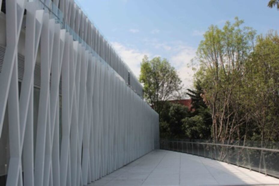 Enrique Norten interviene la Universidad Panamericana