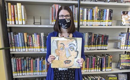 Después de 48 años, hombre devuelve a biblioteca álbum de Bob Dylan