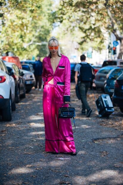 Así es como las fashionistas usan sus pijamas en la calle