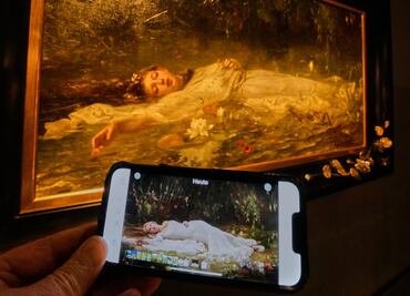 Fans de Taylor Swift llenan museo en Alemania para ver cuadro relacionado con la canción "The Fate of Ophelia"