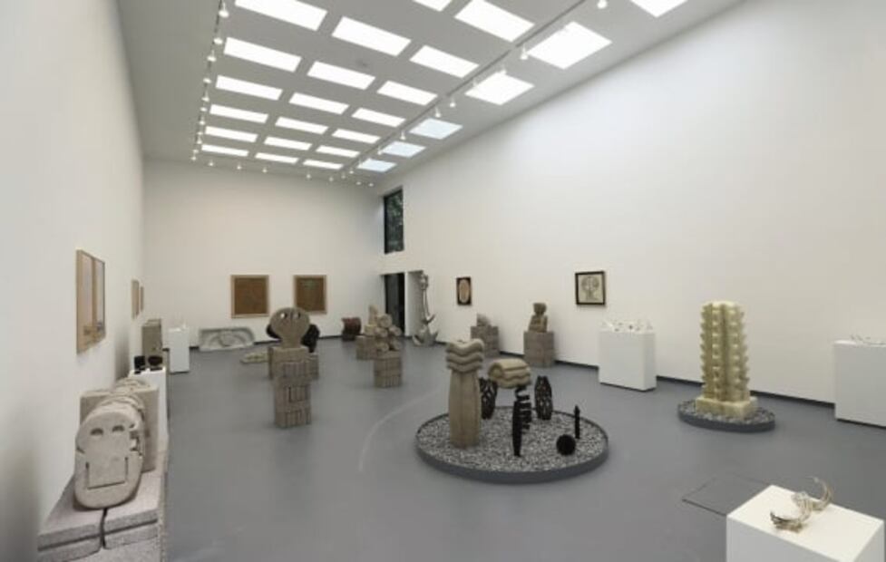 Ángela Gurría, la escultora que se guiaba por el ritmo de la cantera, la música clásica y Juan Gabriel