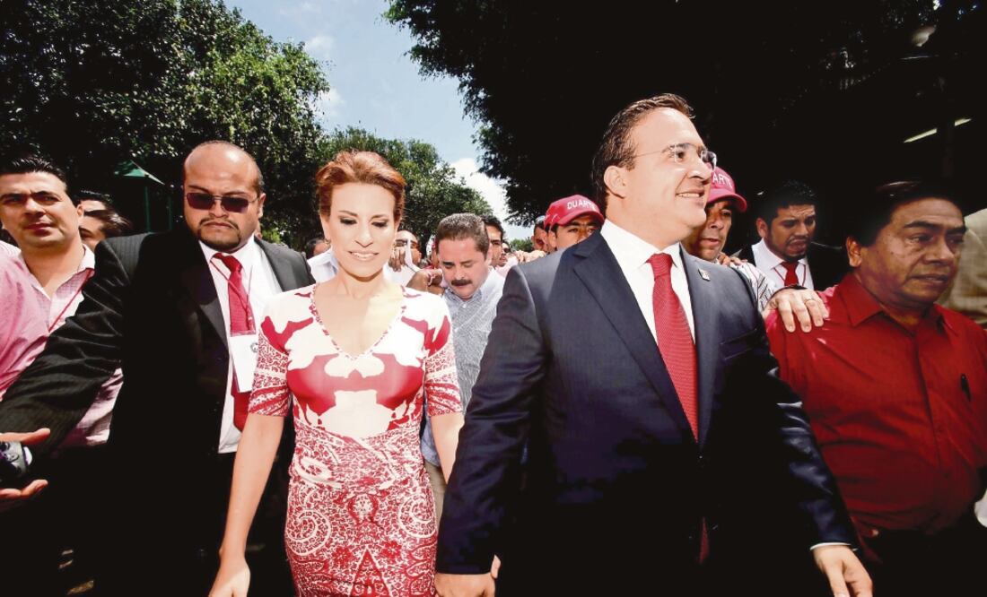 La esposa del ex gobernador llegó a presidir reuniones del gabinete (ARCHIVO EL UNIVERSAL)