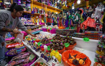 Día de Muertos: Profeco ha brindado casi mil asesorías a consumidores y continúa con su operativo "Fieles Difuntos"