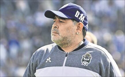 Aseguran que Maradona se cayó y se golpeó la cabeza días antes de morir