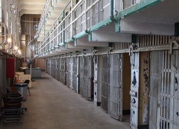 Madre es condenada a dos años de prisión por no pagar la pensión alimenticia de sus hijos