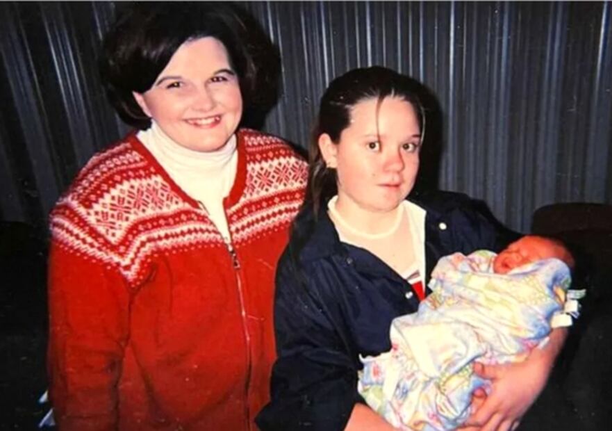 Buscó a su madre biológica por 20 años, la encontró... pero descubrió un dato estremecedor