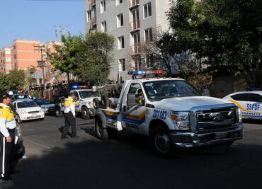 Grúas dejarán de infraccionar en la CDMX, anuncia Mancera