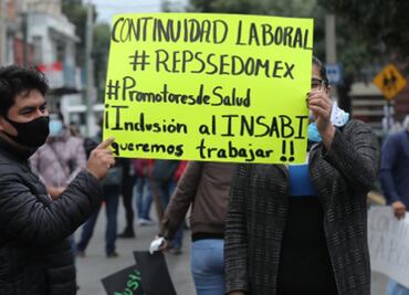 Extrabajadores del Seguro Popular en Toluca piden ser reinstalados en el Insabi