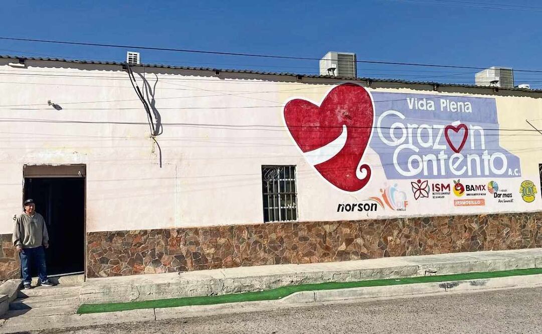 Desde hace un año Erlin Homar permanece en el albergue Vida Plena Corazón Contento, donde ayuda con los deberes y es el encargado en las mañanas 3 de febrero. Foto: Javier Escobar / EL UNIVERSAL