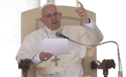 Manifiesta Papa cercanía con Ecuador tras terremoto