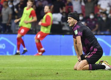México no puede ante Canadá y pierde liderato de la eliminatoria de Concacaf