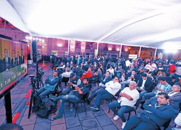 La noche de la tormenta eléctrica y política en Minería