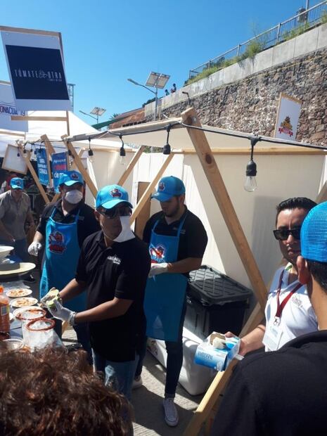 Celebran festival del camarón, degustan más de 20 mil platillos en Culiacán