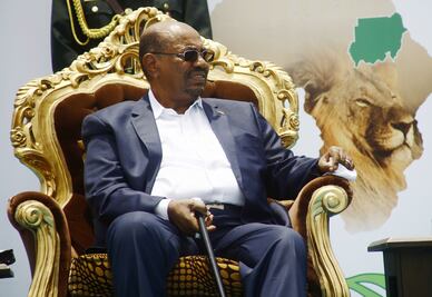 Omar al-Bashir, 30 años en el poder sobreviviendo guerras y sanciones