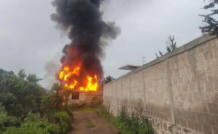 Explota bodega que almacenaba huachicol  en Tepetitlán, Hidalgo; presuntamente, el combustible era extraído de ductos de Pemex
