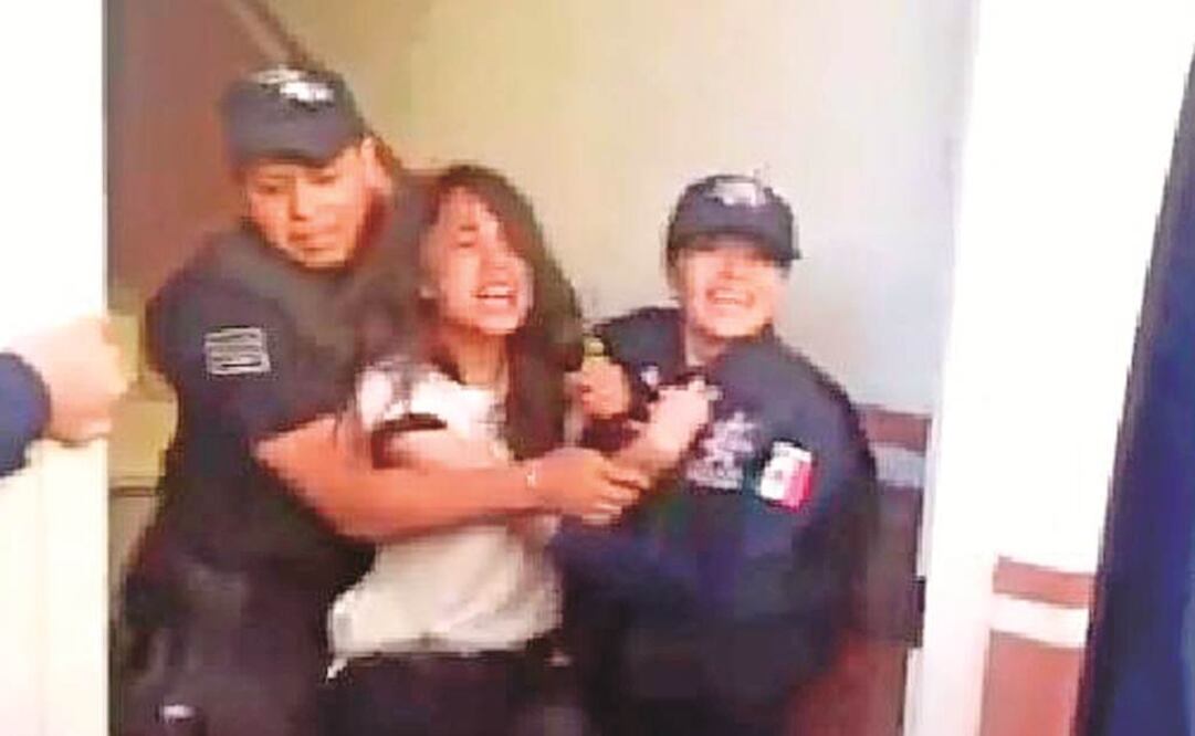 El 16 de abril agentes de la Interpol y Policía Federal se llevaron por la fuerza a la menor