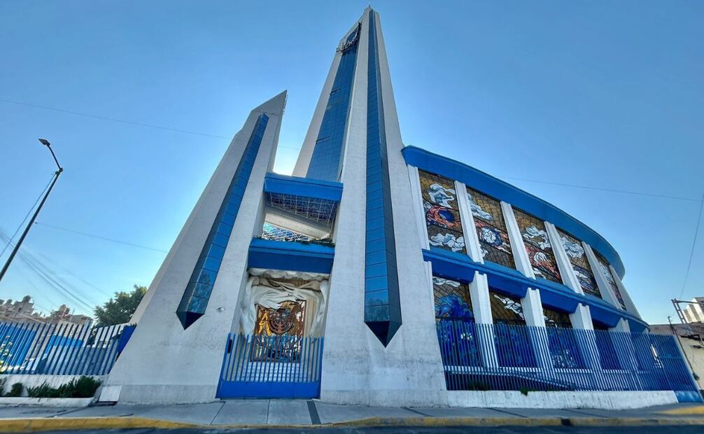 Los creyentes piden perdón por sus faltas, incluso por aquellas que se cometen sólo con pensar, mirar o con la forma de vestir, piden “reconciliar su alma con Dios”. | Foto: Berenice Fregoso.