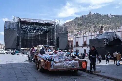 Crece tensión por plantón de productores de frijol en Zacatecas; mantienen tomada Plaza de Armas. (Foto: Diana Valdez/ EL UNIVERSAL)