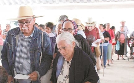 Acusan fallas en pago de programas de adultos mayores en Hidalgo