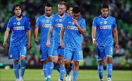 Santos exhibe y propina goleada de escándalo al Cruz Azul en Torreón