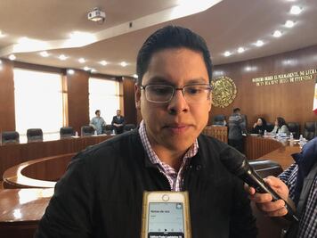 Morena busca reemplazo para Oficial Mayor del Congreso en SLP