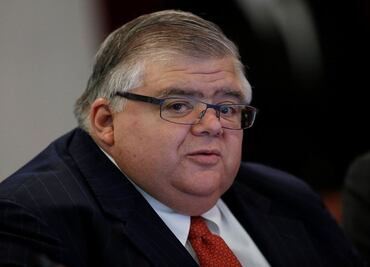 Carstens alerta a bancos centrales sobre las criptomonedas