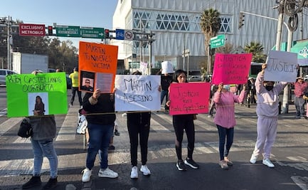 Familiares de jóvenes asesinados en 2024 bloquean la avenida Eduardo Molina; exigen que no se libere al presunto responsable