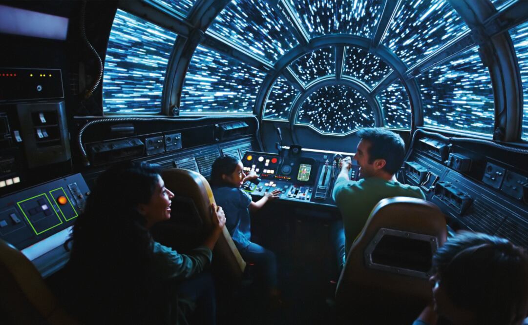 La atracción Millennium Falcon: Smugglers Run permite "pilotear" el Halcón Milenario. (Foto: Cortesía Disney)