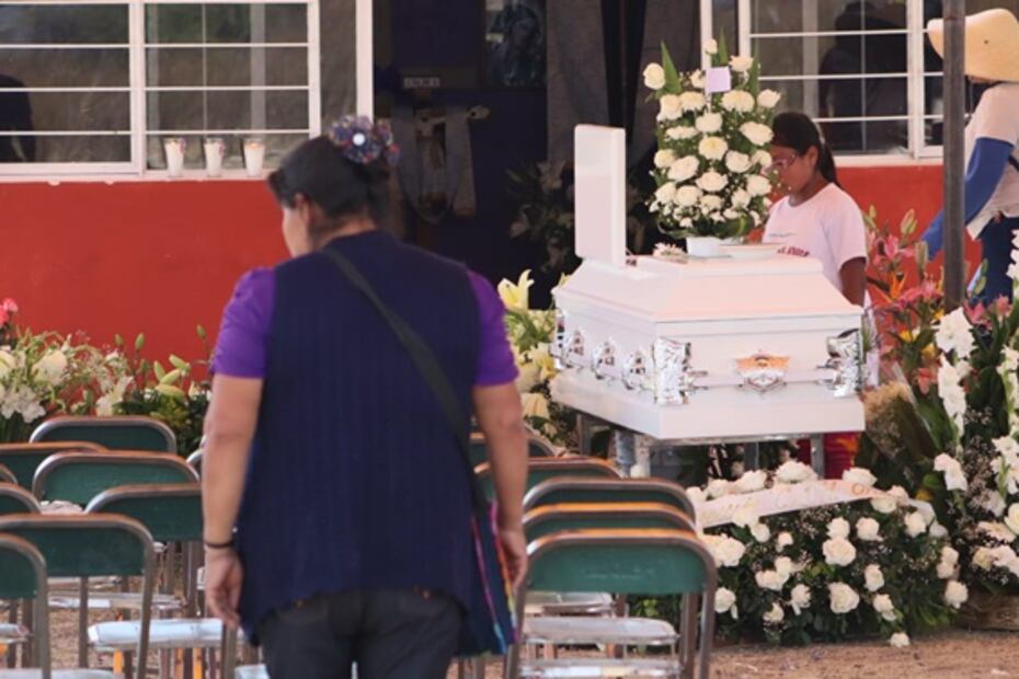 Dan el último adiós a Aideé en Puebla, estudiante del CCH Oriente