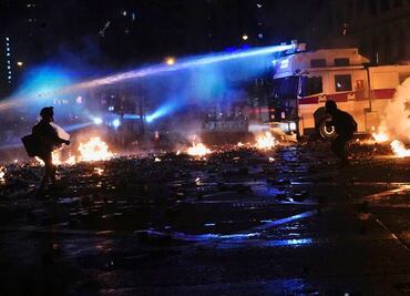 Policía de Hong Kong advierte sobre uso de balas reales contra manifestantes