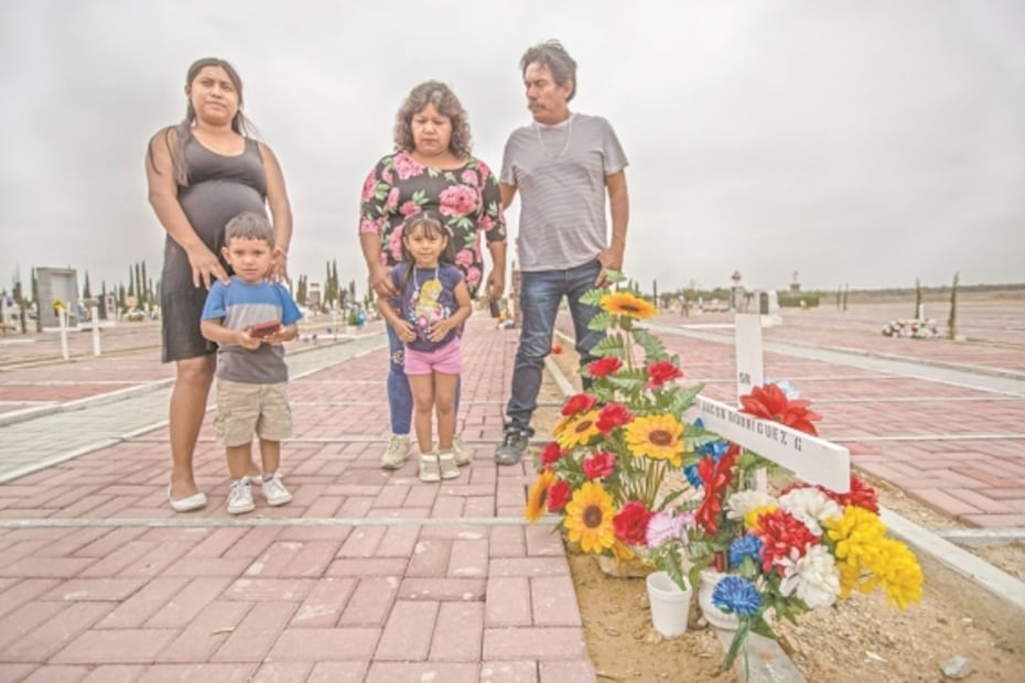 Iba a un ultrasonido con su esposa y termina baleado y asesinado; familia culpa a militares