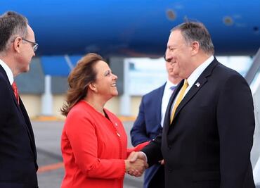 Llega Mike Pompeo a México; revisará tema migratorio con Ebrard