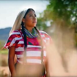 ¿Yalitza se da su taco con la Guelaguetza?