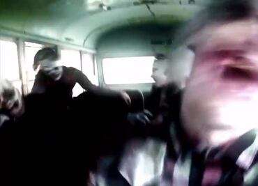 Payasos aterradores viajan en autobús en nuevo teaser de American Horror Story: Cult