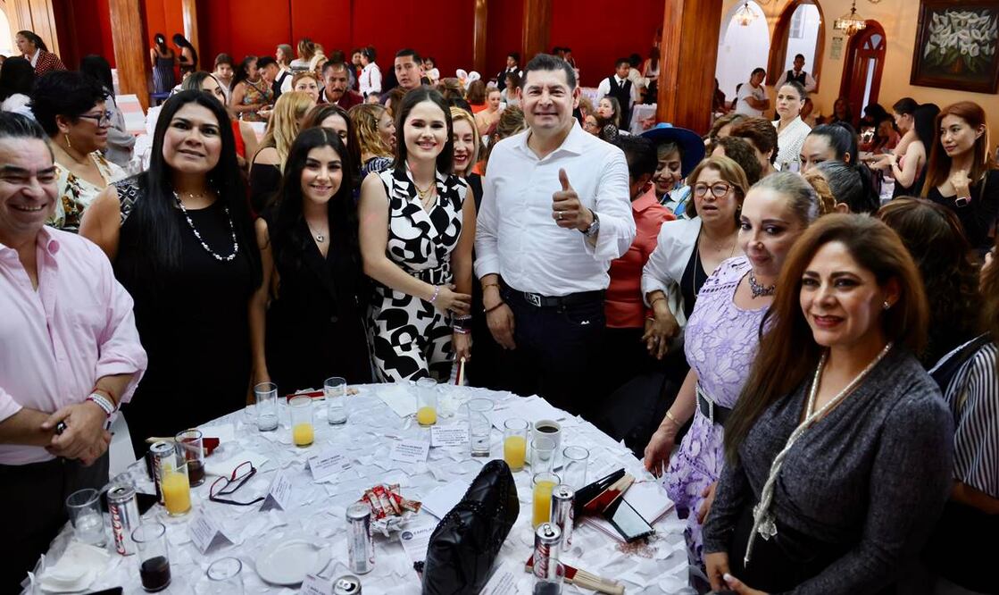 Más del 50% de cargos públicos en Puebla serán para mujeres. Foto: Especial