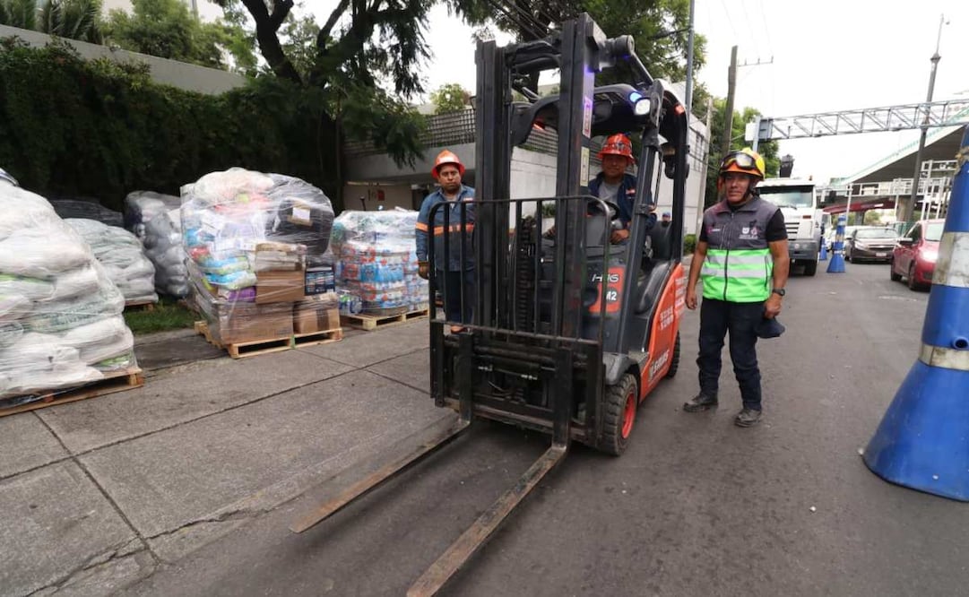 Colectan 18 toneladas de ayuda para Venezuela a través de los centros de acopio del Gobierno capitalino; serán enviados vía marítima. Foto: X (@SGIRPC_CDMX)