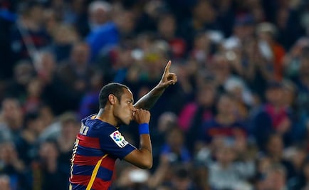 Neymar conduce al Barcelona a la victoria frente al Rayo