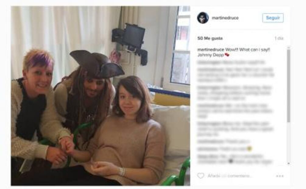 "Jack Sparrow" llega de sorpresa a un hospital infantil
