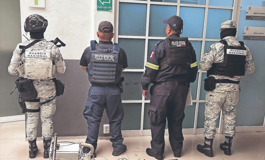 Los equipos de videovigilancia y sus memorias fueron puestos a disposición de la Fiscalía estatal. Foto Especial